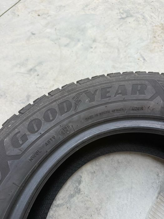 Anvelope de iarna 215/65 R16C
