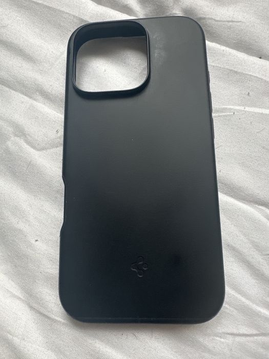 Case/кейс iphone  16 pro