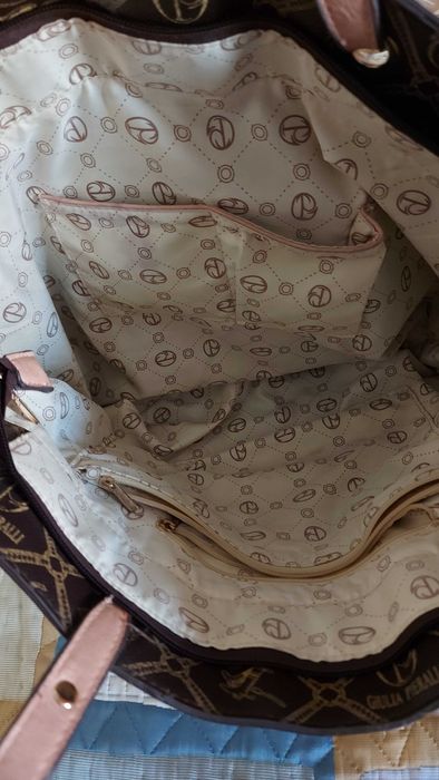 Дамска чанта Giulia Pieralli – стилна, голяма, много запазена