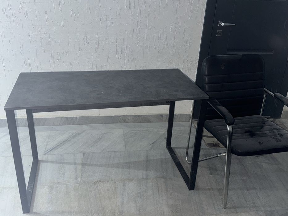 2 ta loft stol 3 ta stul sotiladi 1mln