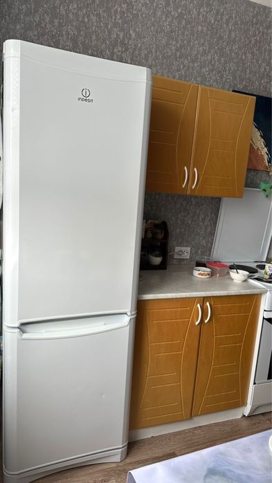 Продам б/у холодильник робочий