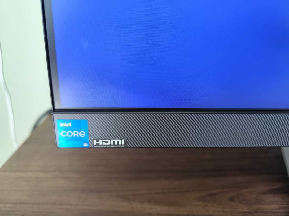 Компютър ASUS "all in one" 12th Gen Intel i5-1235U x64 1.30GHz, RAM 8GB, SSD 512GB, Graphics 128MB