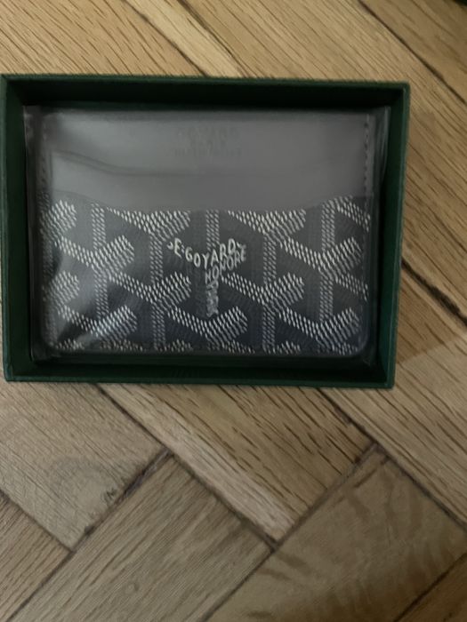 Кард холдър- goyard