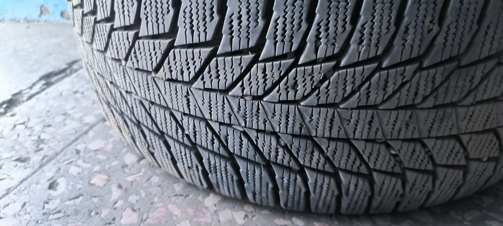 Продам резину липучка