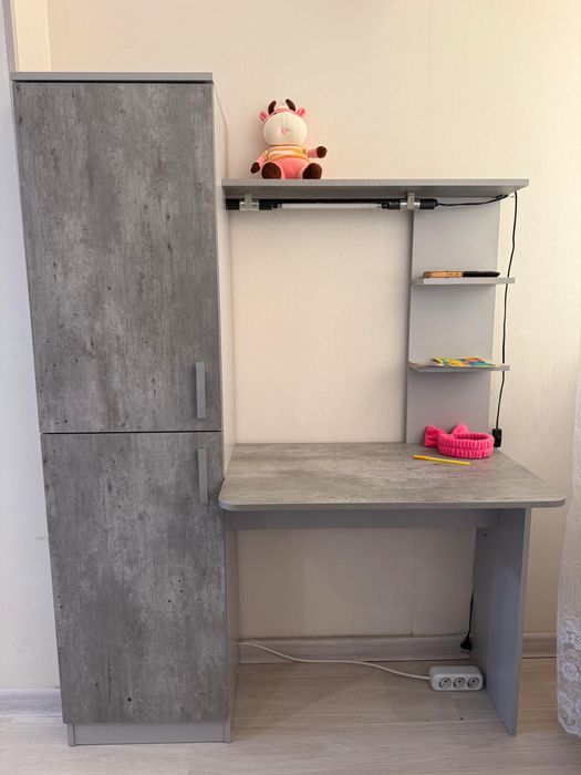 Стол компьютерный