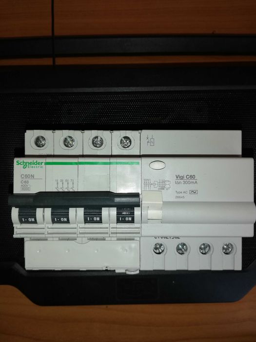 Siguranță diferențială 16A