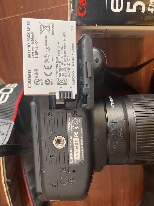 Canon eos 650d / фото апарат