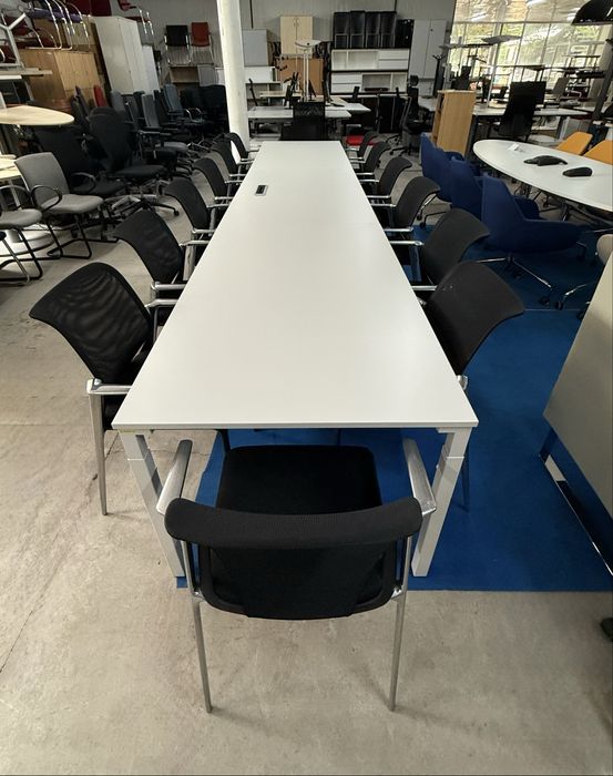Конферентна маса Steelcase + 14 стола Vitra – немско качество