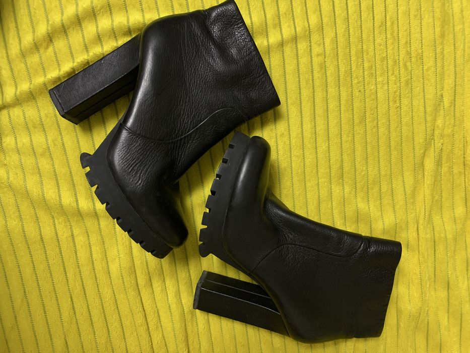 Продам женскую обувь,Basconi