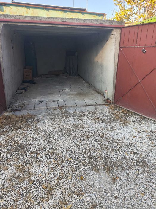 Дава се под наем Гараж / Паркомясто в Пловдив, Тракия - 18 кв.м за 76.5 € - Снимка #2