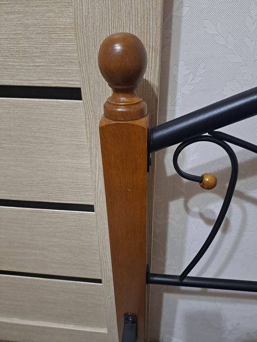 Продаётся кровать кованая 90×200