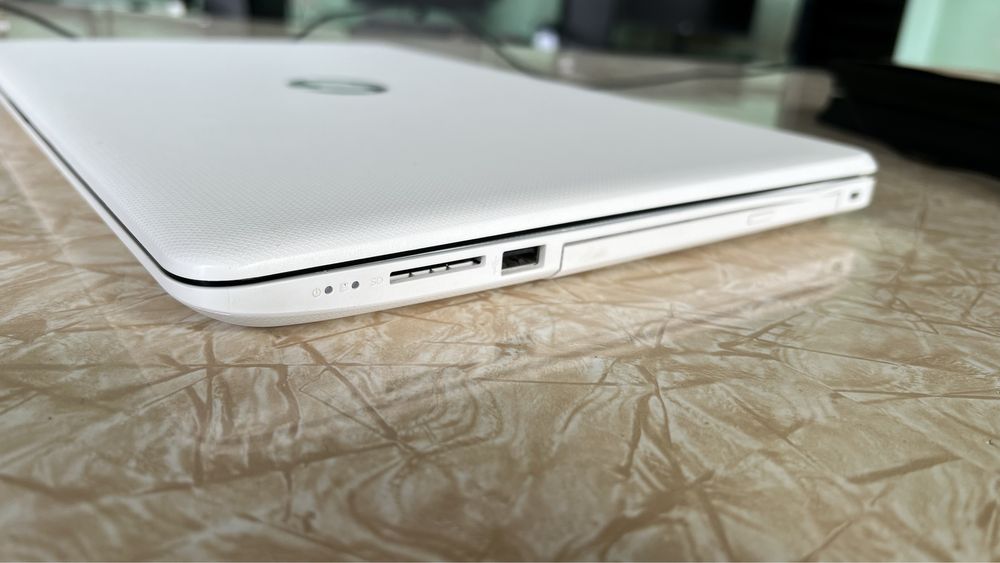 Лаптоп HP 15.6” SSD