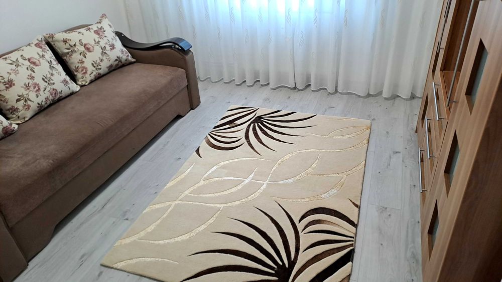 Inchiriez apartament doua camere