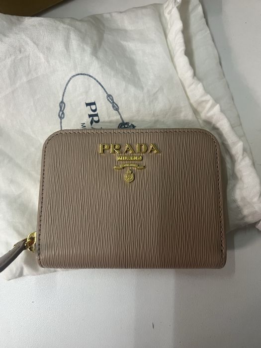 Portofel prada beige