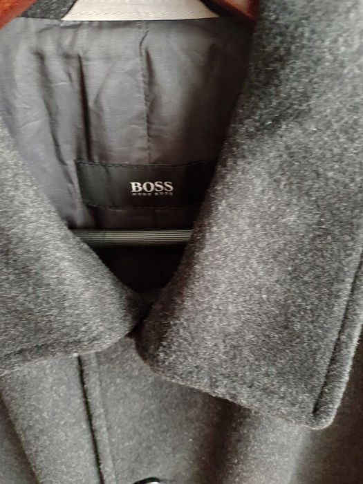 Hugo Boss - оригинално вълнено палто, М 48