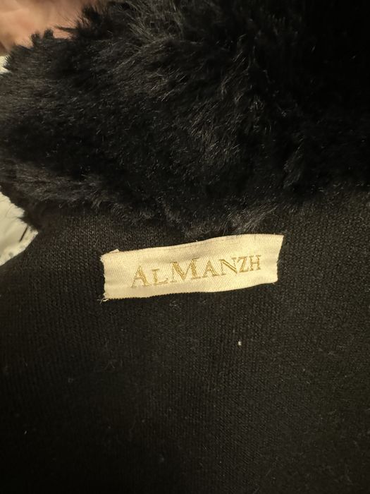 Пончо от бренда Almanzh