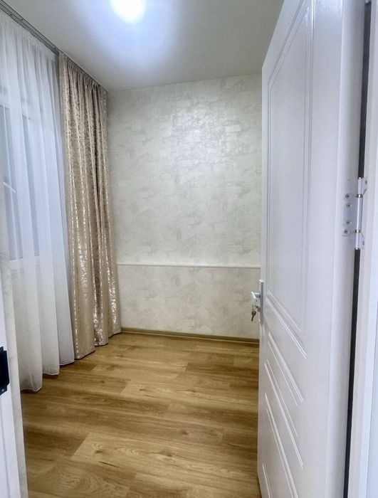 Юнусабад 8 квартал 2/2/4 (51²) продаётся квартира ипотека