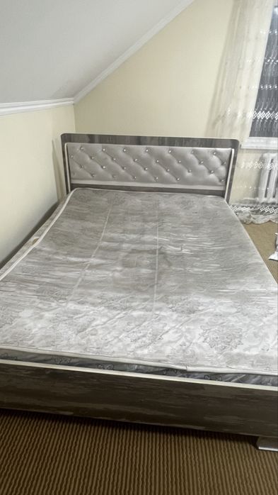 Продам кровать 1.5