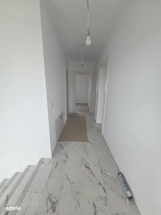 Vila parter + etaj  selgros malu mare