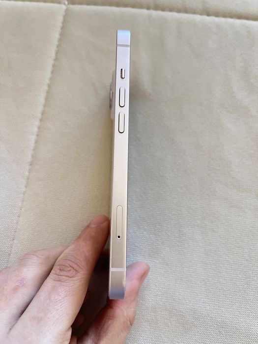 Телефон Iphone 13