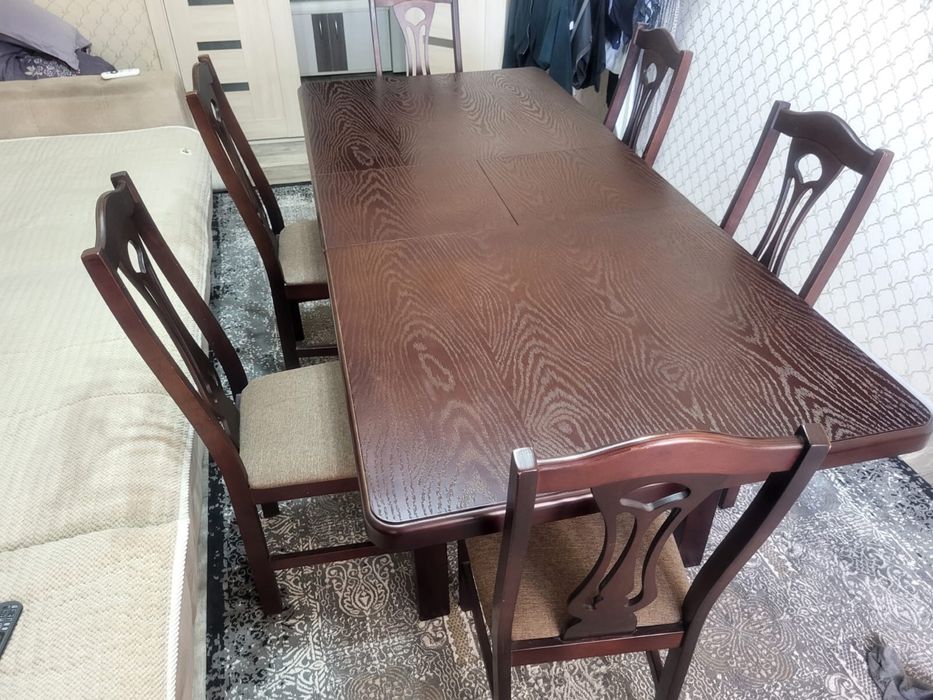 Продам раздвижной стол