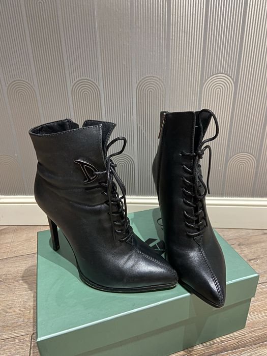 Продам осенние ботильоны