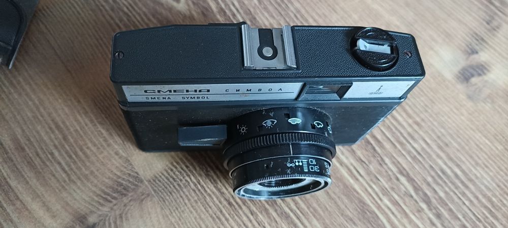 Ретро фотоапарат с лента