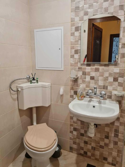 Продава се Двустаен апартамент в Плевен, Идеален център - 63 кв.м за 1508 €/кв.м - Снимка #1