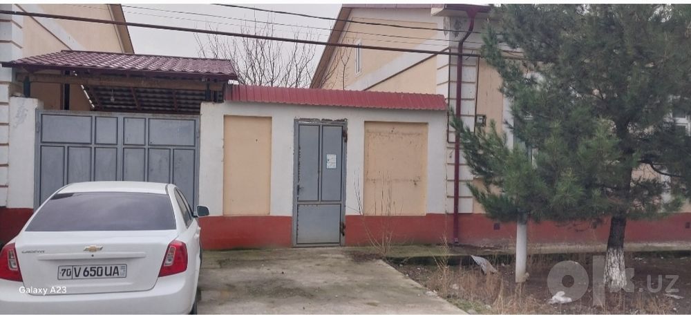 Катеж сотилади занги йул екасида