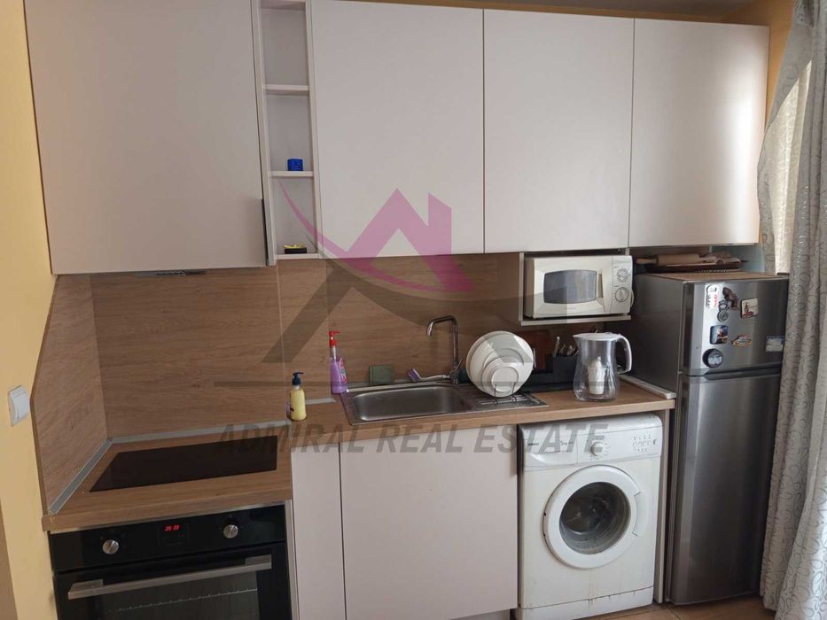 Продава се Двустаен апартамент в Варна, Базар Левски - 66 кв.м за 2576 €/кв.м - Снимка #1