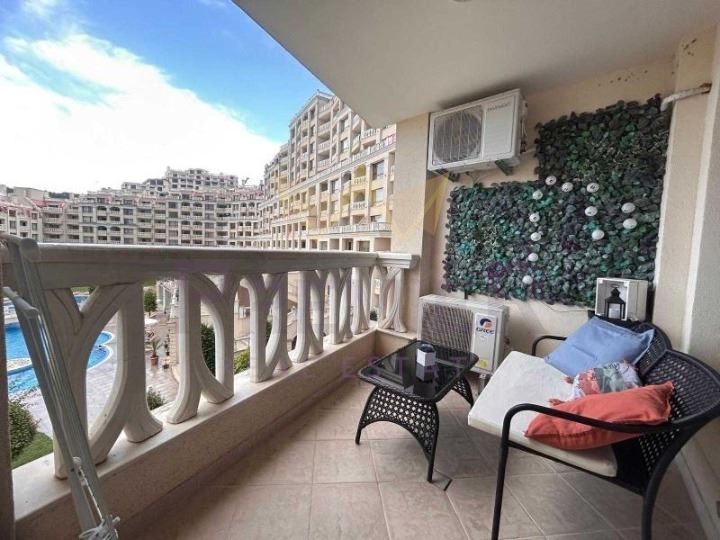 Дава се под наем Двустаен апартамент в Варна, Аспарухово - 67 кв.м за 600 € - Снимка #7