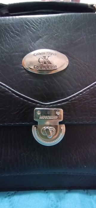 Geantă damă in stare ireproșabilă