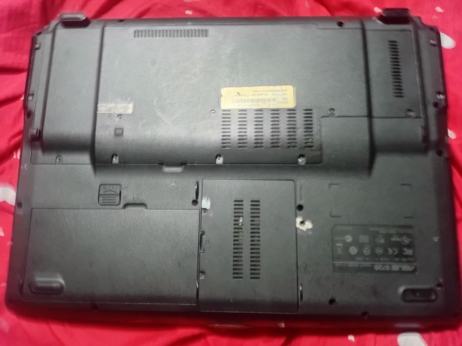 Ноутбук компьютер асус