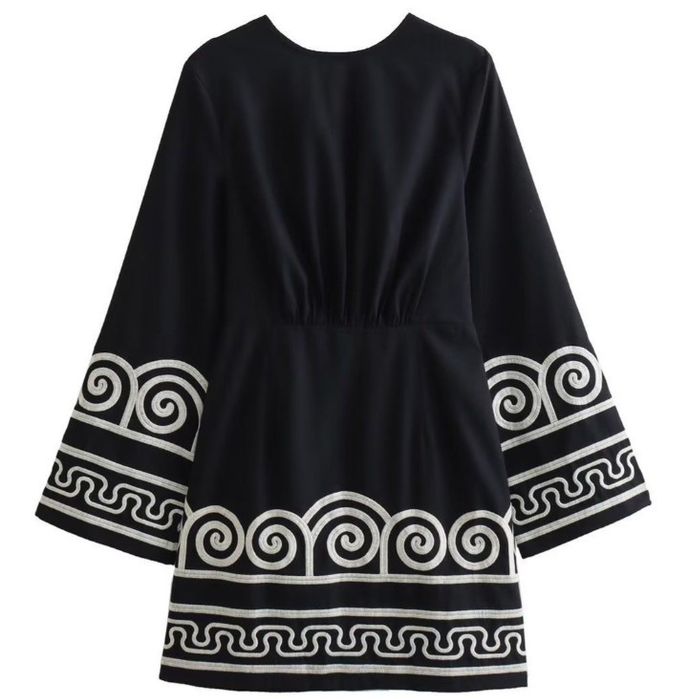 Платье черное м размер