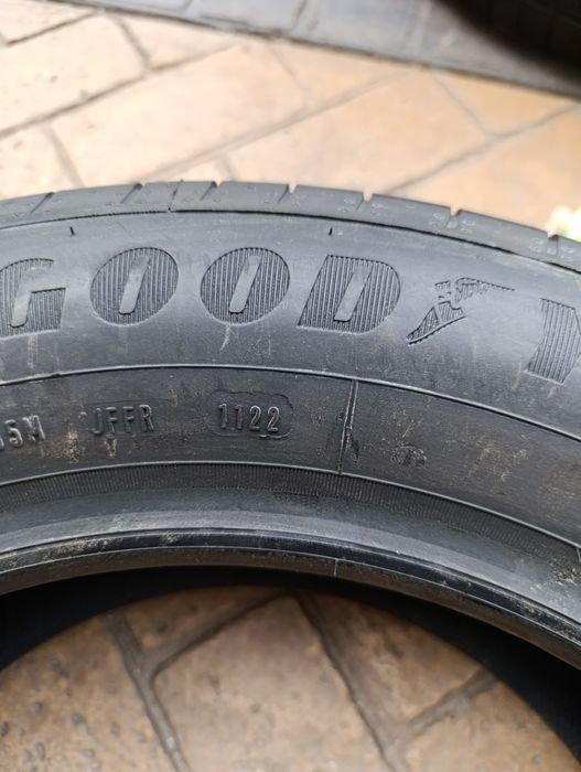 Летни гуми Good year 215/60/16 Efficient Grip Performance