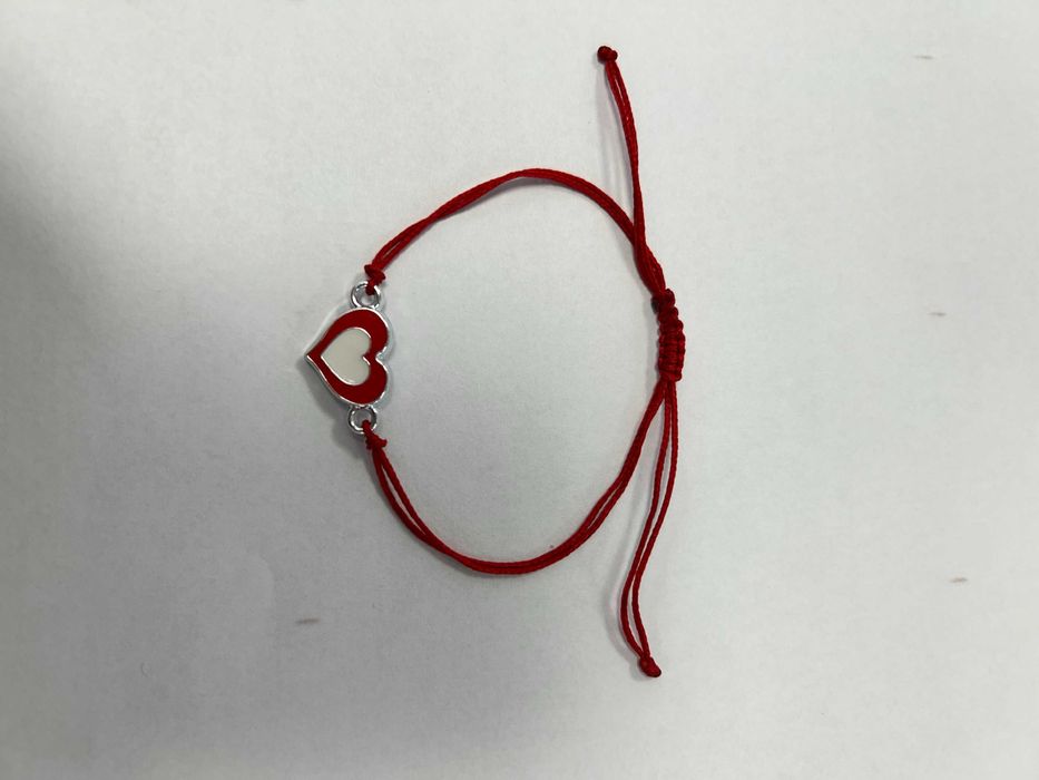 Ръчно изработени гривни