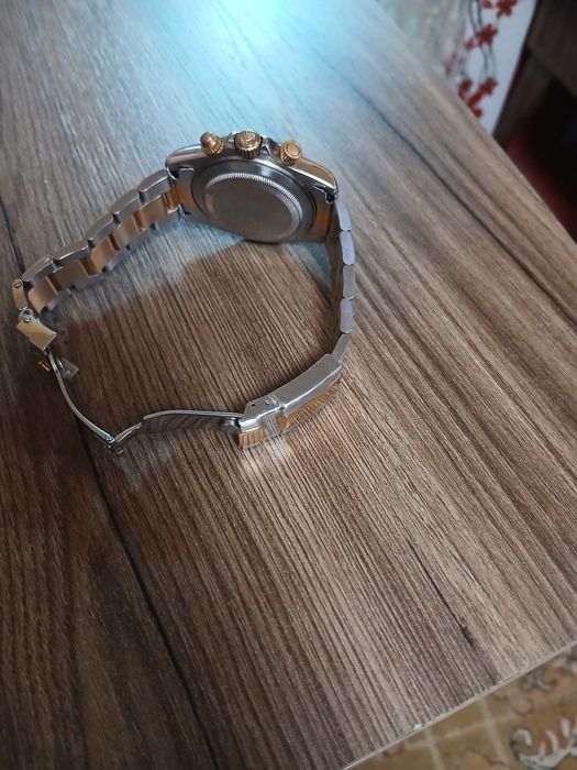 Vând ceas in stare perfecta de functionare automat