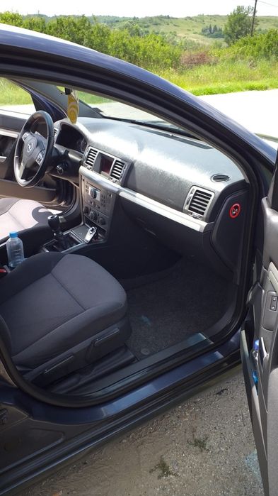Opel vectra 1.6; 16 valve  benzină