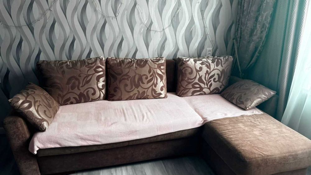 Продам диван б/у