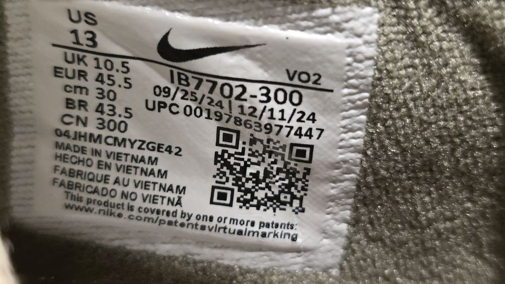 Унисекс нови оригинални маратонки Nike