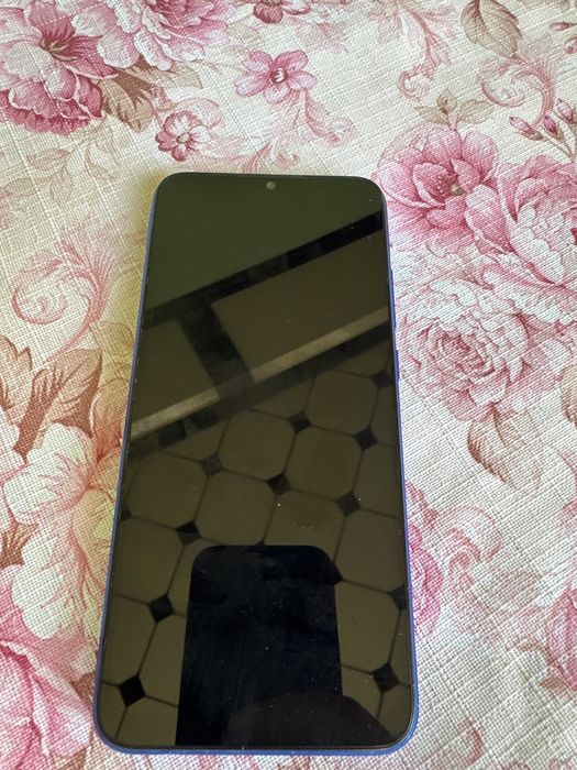 redmi 9c xolati yaxshi zapchastga beriladi yonme qogan