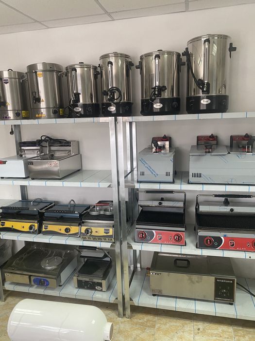 Фритюрница чикен бургер донер шаурма.