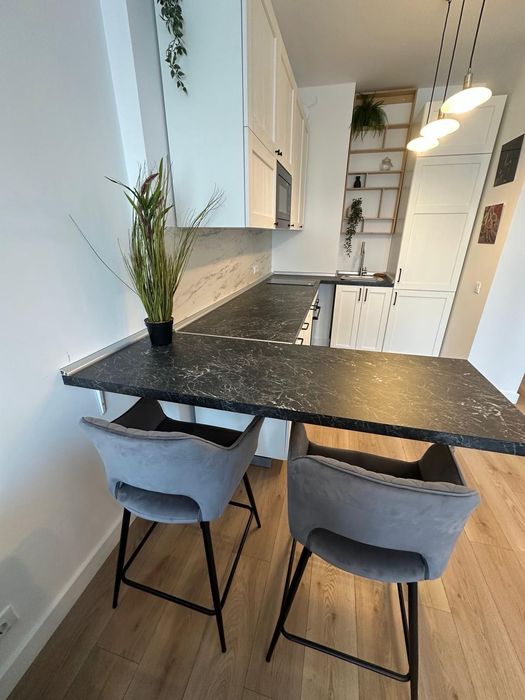 Inchiriez studio Silk District cu loc parcare 490€