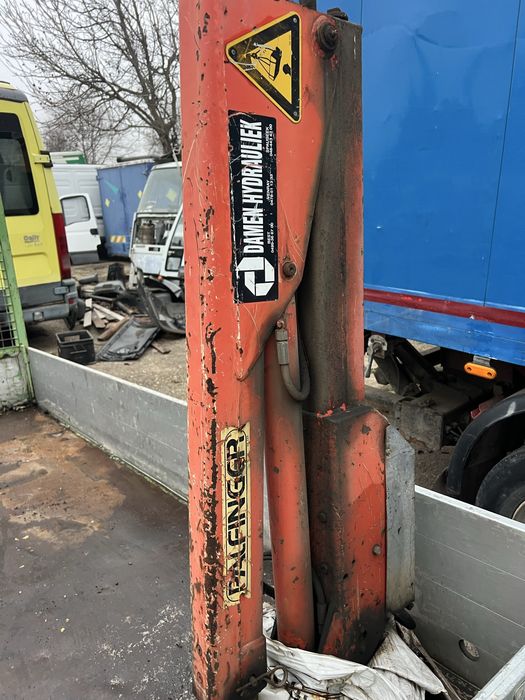 Бордова карсерия с КРАН от Ивеко