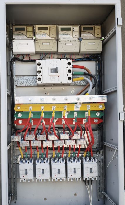 Elektrik sifatli va xavfsiz
