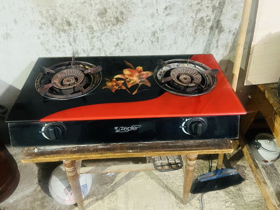 Продам газовую печь