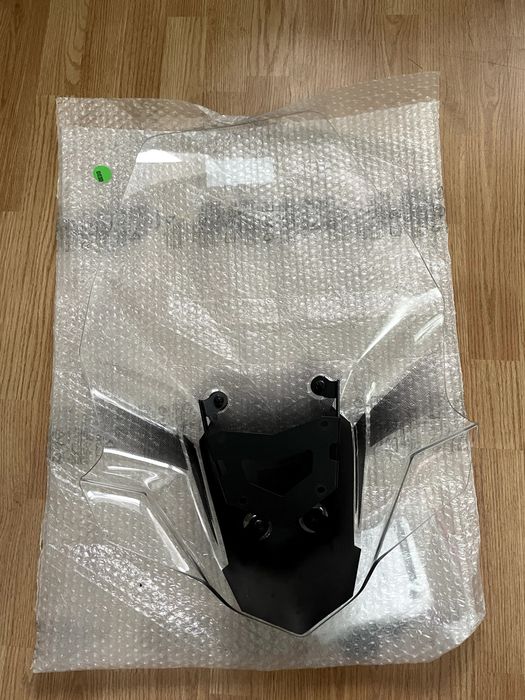 Piese Yamaha Tracer Parbriz Givi suport numar semnalizari handguard