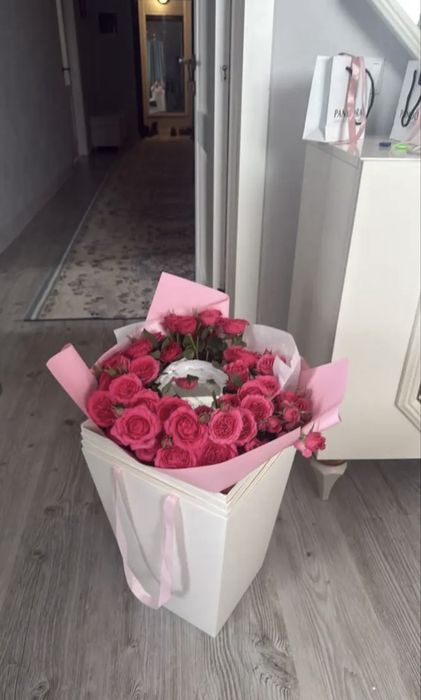 Букет. Розы.  Айна букет. Цветы