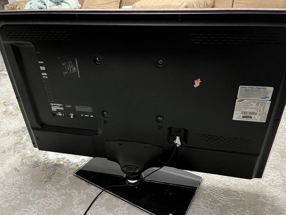 Телевизор самсунг