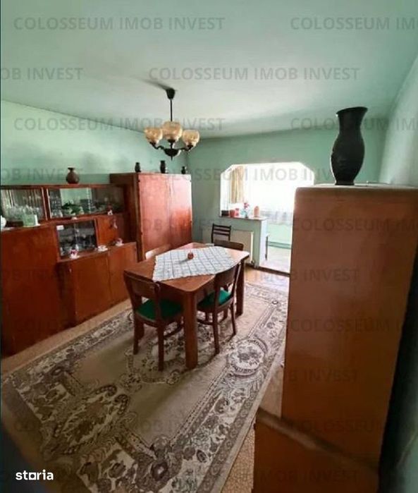 De renovat - Apart. 3 camere, 2 bai, decomndat, etaj 1/4, Tractorul!